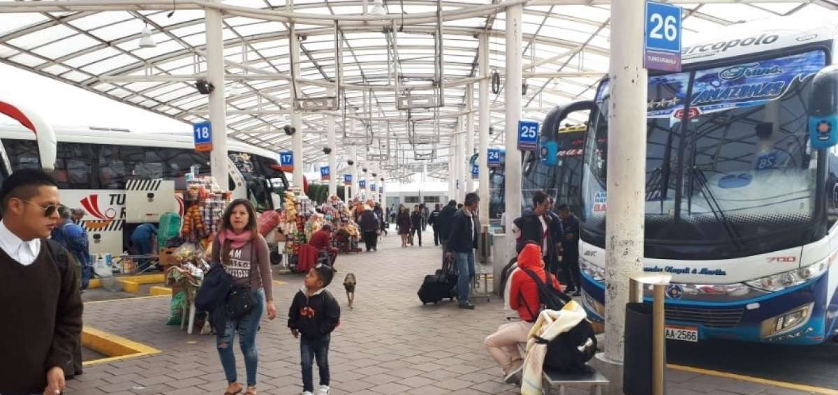 Cerca de 40.000 viajeros han salido de Quito desde las terminales