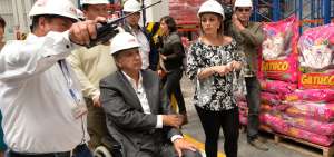 El exvicepresidente recorri&oacute; la empresa, el pasado lunes, y constat&oacute; la calidad de producci&oacute;n de alimentos.