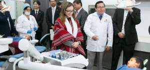 La ministra de Salud recorri&oacute; las instalaciones m&eacute;dicas.