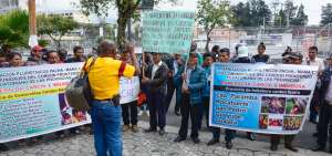 Representantes de las comunidades afectadas por las aspersiones colombianas exigieron ayuda a la Canciller&iacute;a ecuatoriana en febrero pasado.
