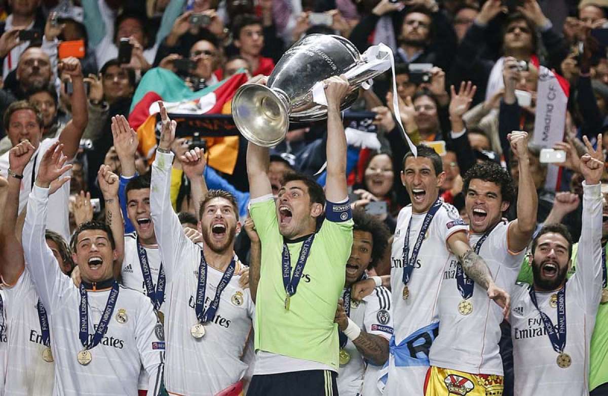 UEFA sanciona al Madrid por exhibici&oacute;n de una bandera con simbolog&iacute;a nazi