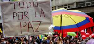 Ecuador ve como una "gran noticia" la vuelta al di&aacute;logo de Colombia y el ELN
