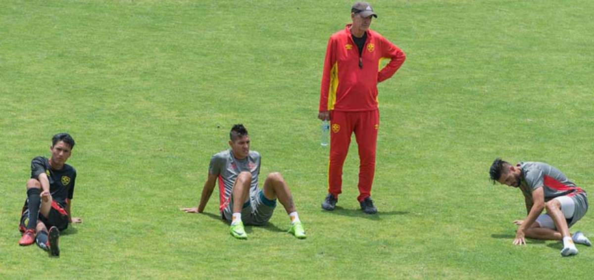 Luis Soler fue cesado como entrenador de Aucas