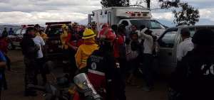 Los equipos de rescate, durante el operativo que localiz&oacute; a las personas extraviadas.