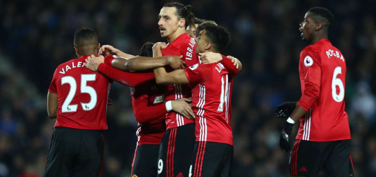 'To&ntilde;o' es inamovible en la banda derecha del United