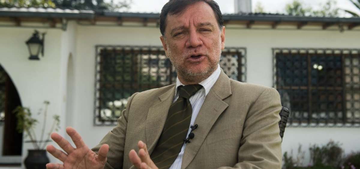 "Conecel pudo haber resuelto todo el problema sin pagar un centavo"