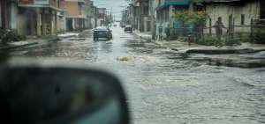 Durante las &uacute;ltimas 24 horas, fuertes precipitaciones han ca&iacute;do en el interior del litoral y en la parte norte, as&iacute; como en las estribaciones de la cordillera occidental de la Sierra.