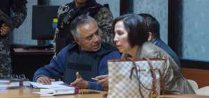 Alexis M. y Mar&iacute;a de los &Aacute;ngeles D. estuvieron presentes en la audiencia.