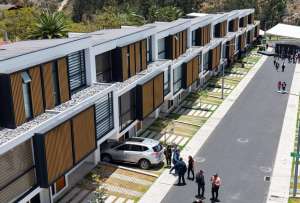 Roberto Luque, ministro de Infraestructura, dio detalles sobre el proyecto de ley para la construcci&oacute;n de viviendas en Ecuador. 