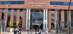 En el Complejo Judicial de Cuenca se realiza desde ayer el juzgamiento al ciudadano Juan Andr&eacute;s V., conocido tambi&eacute;n como el &ldquo;Mangajo&rdquo;.