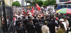 Las marchas se registraron en Guayaquil, Quito y Cuenca. El pedido general es mayor atenci&oacute;n al agro, al empleo y a la seguridad social.