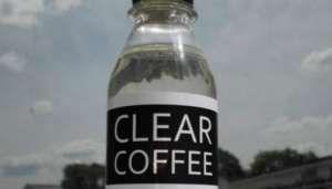 Crean un caf&eacute; transparente que no mancha los dientes