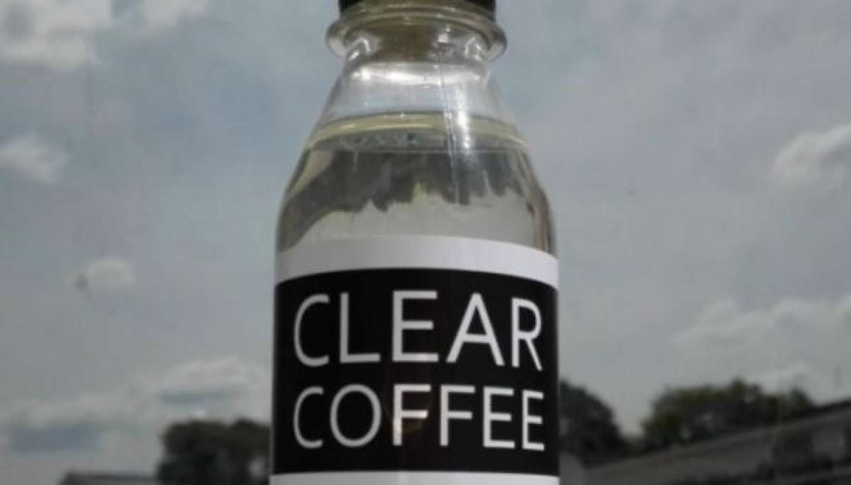 Crean un caf&eacute; transparente que no mancha los dientes