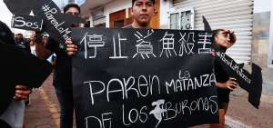 Habitantes de las islas protestaron contra la pesca ilegal.