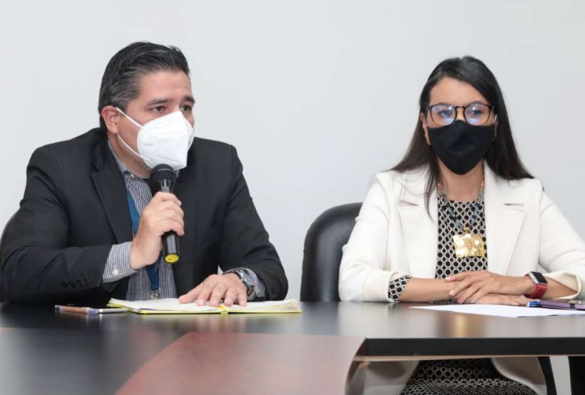 Reunión entre alcalde Guarderas y sindicatos del taxismo estaba programada para el jueves