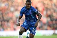 Chelsea y PSG: dos gigantes del fútbol mundial ponen sobre la cancha sus millonarias estrellas.