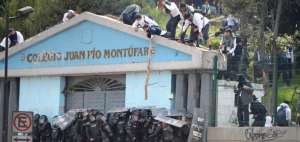 Ministerio llama a estudiantes y padres a "no dejarse manipular"