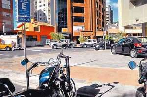 Las personas con  discapacidad solo pagan el 50% de la tarifa por el uso de la Zona Azul.