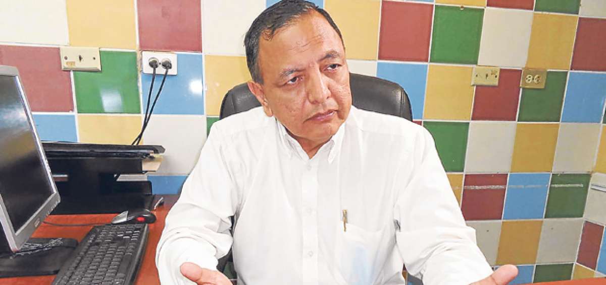 &ldquo;La Universidad de Guayaquil est&aacute; en categor&iacute;a D, eso es grave&rdquo;, sostiene Julio Armanza, quien considera que para salir adelante debe haber colaboraci&oacute;n de todos. Foto: Cortes&iacute;a