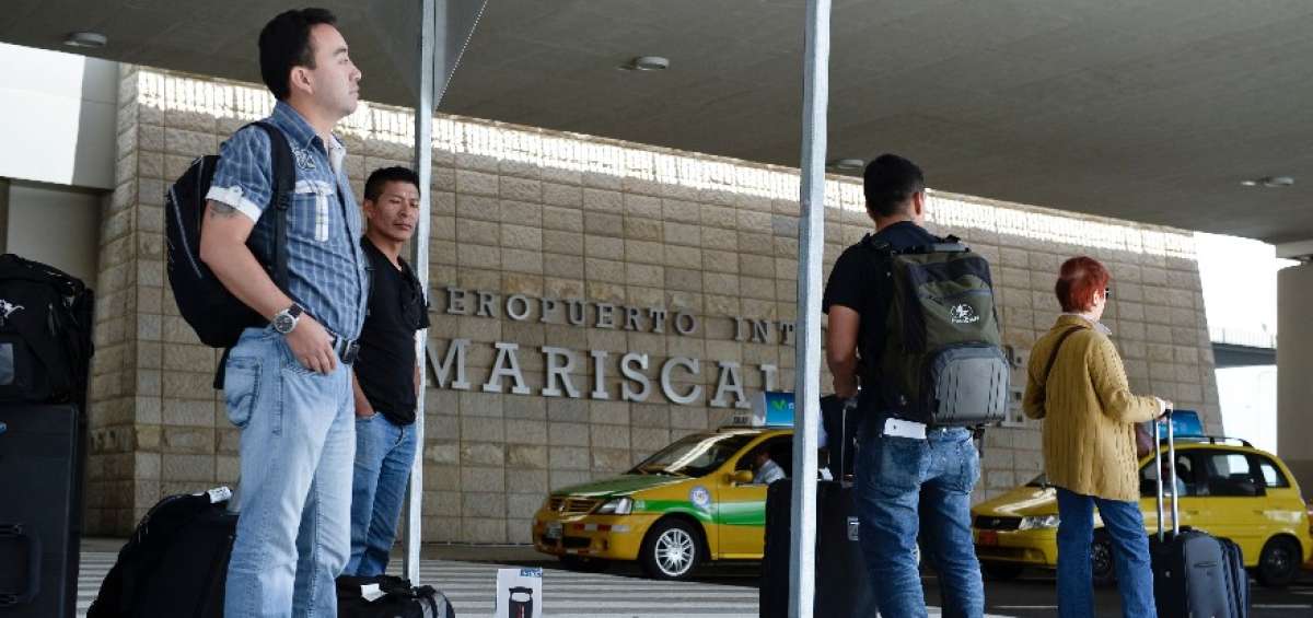 Los costos de transporte hasta el aeropuerto de Quito son exagerados, seg&uacute;n los ciudadanos. 
