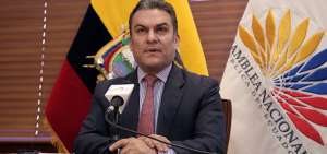 Serrano presentar&aacute; queja contra jueza que dej&oacute; sin efecto sanci&oacute;n del CAL