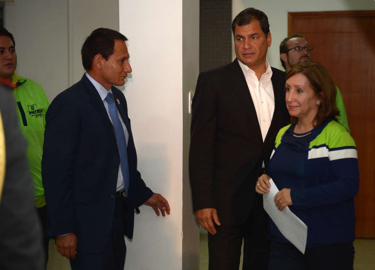 La directiva de PAIS se reuni&oacute; esta tarde, en la sede de la organizaci&oacute;n. Foto: Santiago Aguirre/El Tel&eacute;grafo