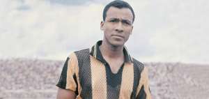 Conmebol record&oacute; el cumplea&ntilde;os de Spencer