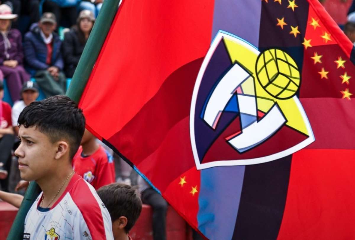 El Nacional no sale de problemas