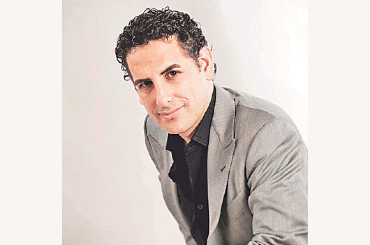 Tenor Juan Diego Fl&oacute;rez lanza su nuevo CD L&rsquo;Amour despu&eacute;s de 4 a&ntilde;os  