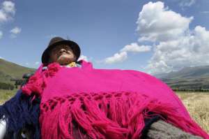 Mujeres ind&iacute;genas y su lucha por una Educaci&oacute;n Intercultural Biling&uuml;e
