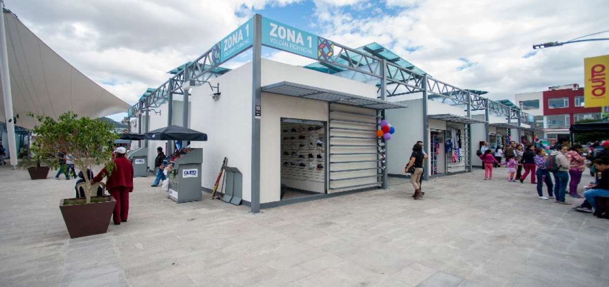 Plaza Comercial La Michelena empez&oacute; a funcionar este s&aacute;bado