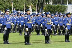 La Policía Nacional celebró la graduación de 299 cadetes que se incorporarán a las filas policiales. 