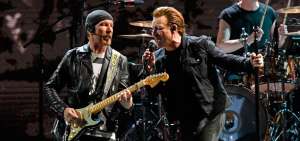 Con frase de Garc&iacute;a M&aacute;rquez, U2 alienta a M&eacute;xico tras terremoto
