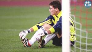 Casillas, 15 a&ntilde;os resguardando el arco del Real Madrid 