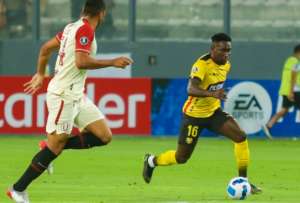 Érick Castillo estará fuera de las canchas por una lesión muscular