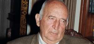 FF.AA. rendir&aacute;n honores a exvicepresidente Alejandro Serrano Aguilar