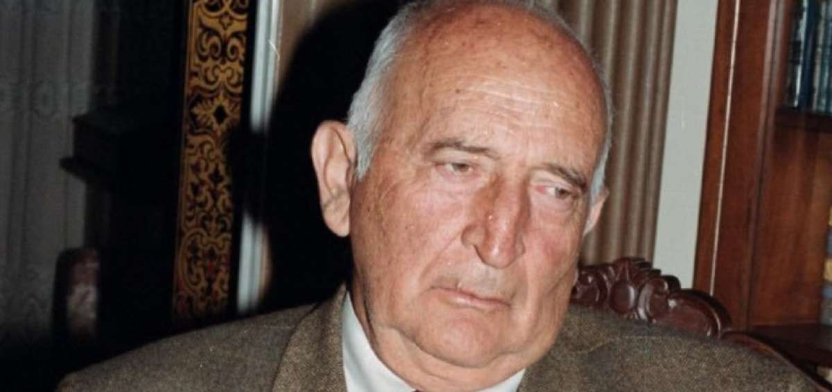 FF.AA. rendir&aacute;n honores a exvicepresidente Alejandro Serrano Aguilar
