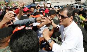 Presidente Correa acus&oacute; a la oposici&oacute;n de "envenenar el alma" de la ciudadan&iacute;a