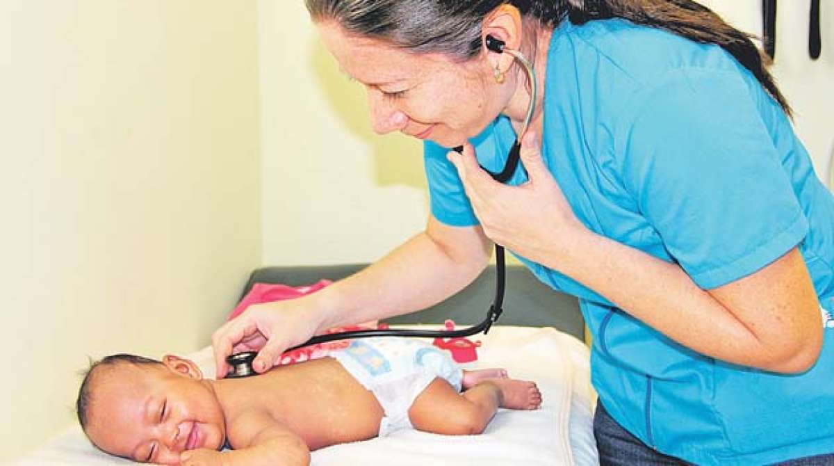 A pesar de las dificultades, Mayra nunca perdi&oacute; las esperanzas de que su peque&ntilde;a se recuperar&iacute;a. Foto: cortes&iacute;a