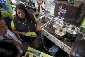Gobierno sube a 6 a&ntilde;os financiamiento para cocinas de inducci&oacute;n