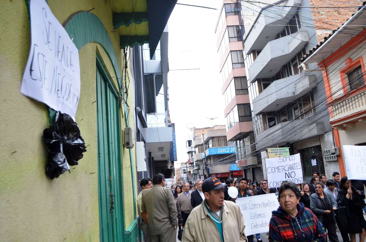 Comerciantes piden reactivaci&oacute;n comercial con marcha pacifica 