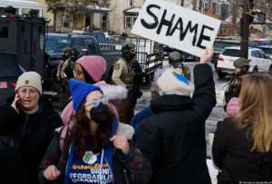 Una mujer muri&oacute; a manos de agentes de migraci&oacute;n en Minnesota. 