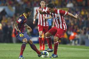 Koke (d.) es uno de los titulares indiscutibles en el Atl&eacute;tico Madrid. Foto: Archivo
