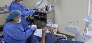 La sanci&oacute;n a los m&eacute;dicos incluye retiro de licencia