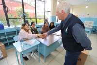 Los recintos electorales cerraron en Ecuador. Comienza el escrutinio.