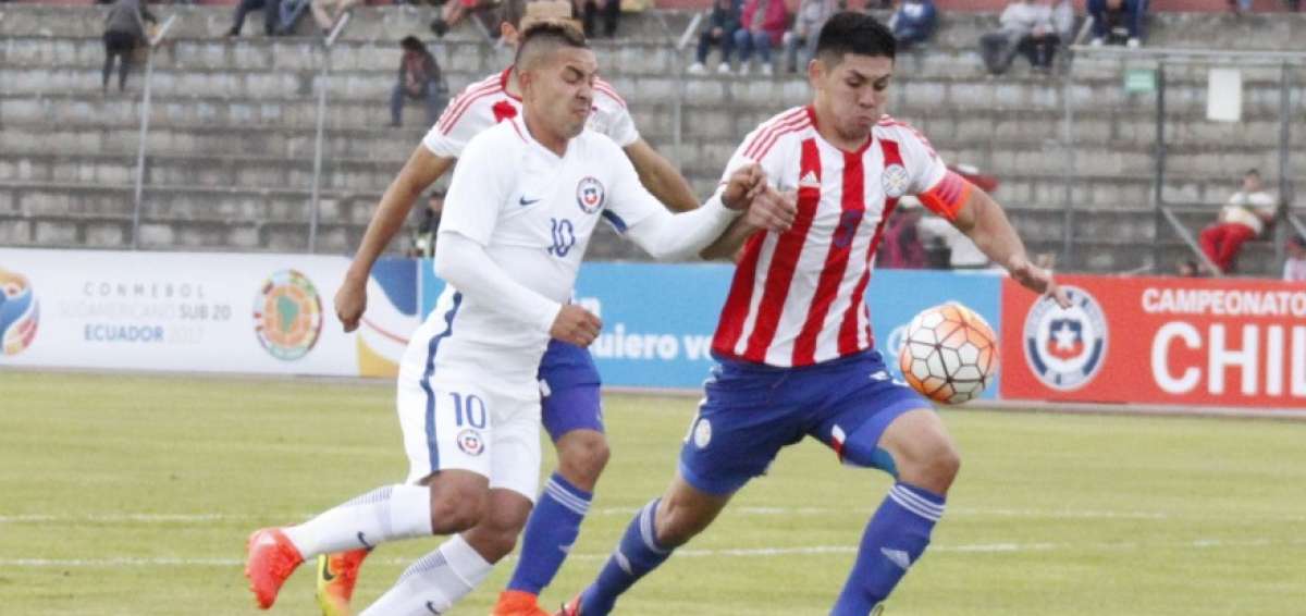 Paraguay venci&oacute; 2-1 a Chile y pelear&aacute; por clasificar al hexagonal ante Ecuador