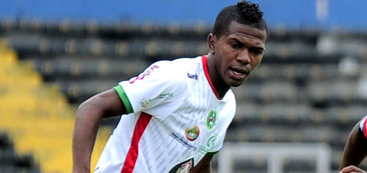 Emelec contrat&oacute; a Carlos Orejuela