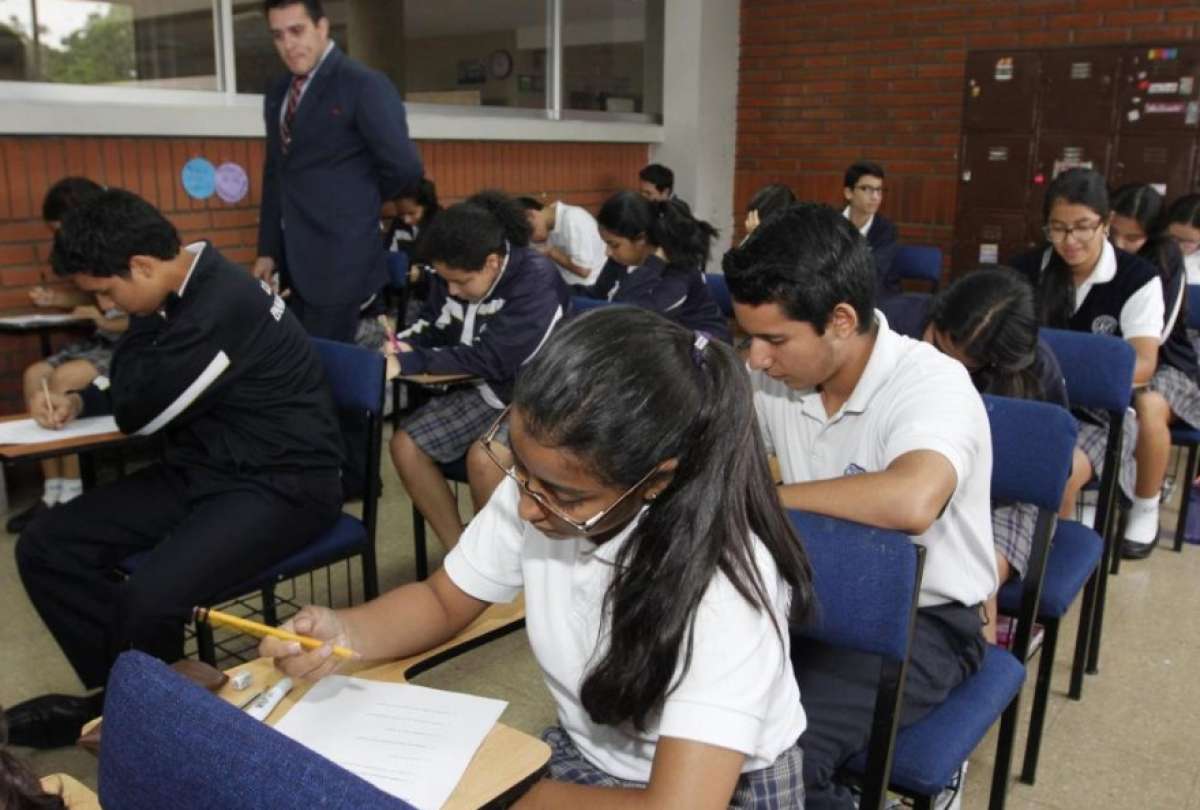 El Ministerio de Educación habilitó un periodo de matrículas extraordinarias para estudiantes que aún no cuentan con un cupo en el sistema fiscal de la Sierra y Amazonía.