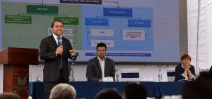 El ministro de Transporte y Obras P&uacute;blicas explic&oacute; los avances de la vialidad en la provincia del Azuay y, adem&aacute;s, los nuevos proyectos que se construir&aacute;n.