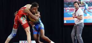 El ecuatoriano Jeremy Peralta (der.) fue segundo en la categor&iacute;a 48 kilogramos tras caer en la final ante el estadounidense Joseph Fischer.
